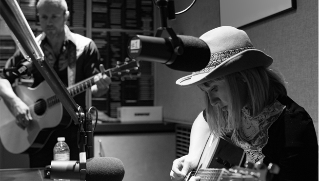 The Joy Formidable join wALT in the studio